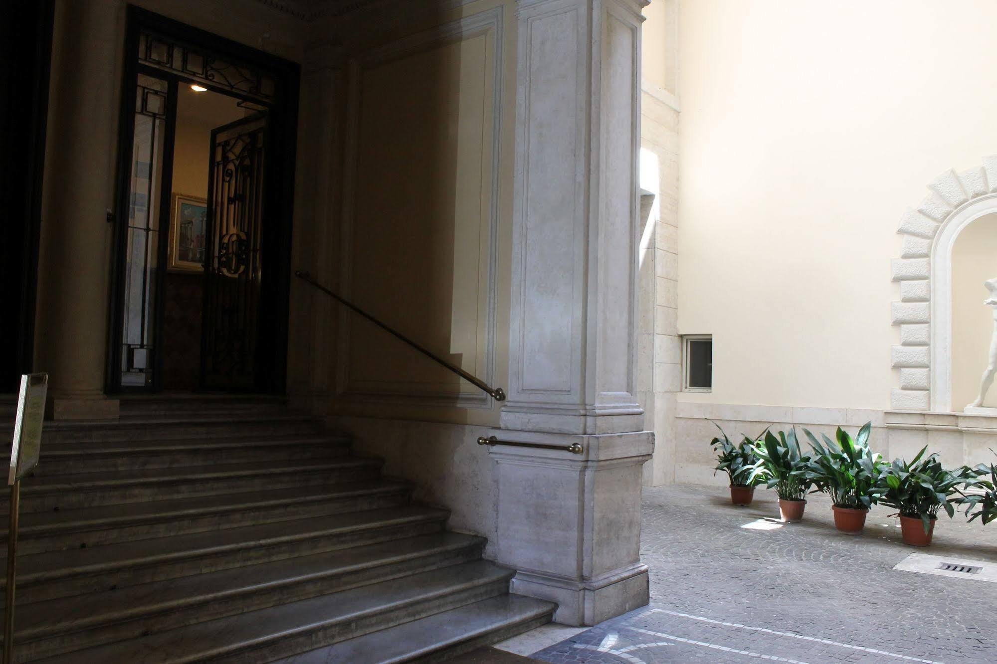 Seiler Hotel 2*